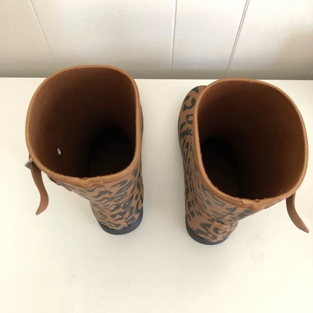 Hunter Leopard Print Short Waterproof Rain Boot 6